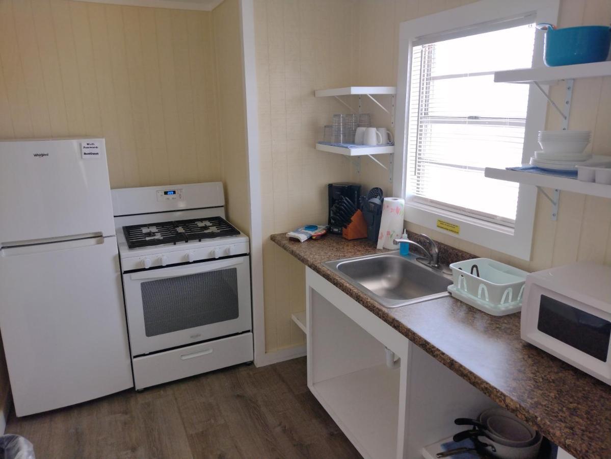 Double Barr Cottage Inn Порт-Аранзас Экстерьер фото
