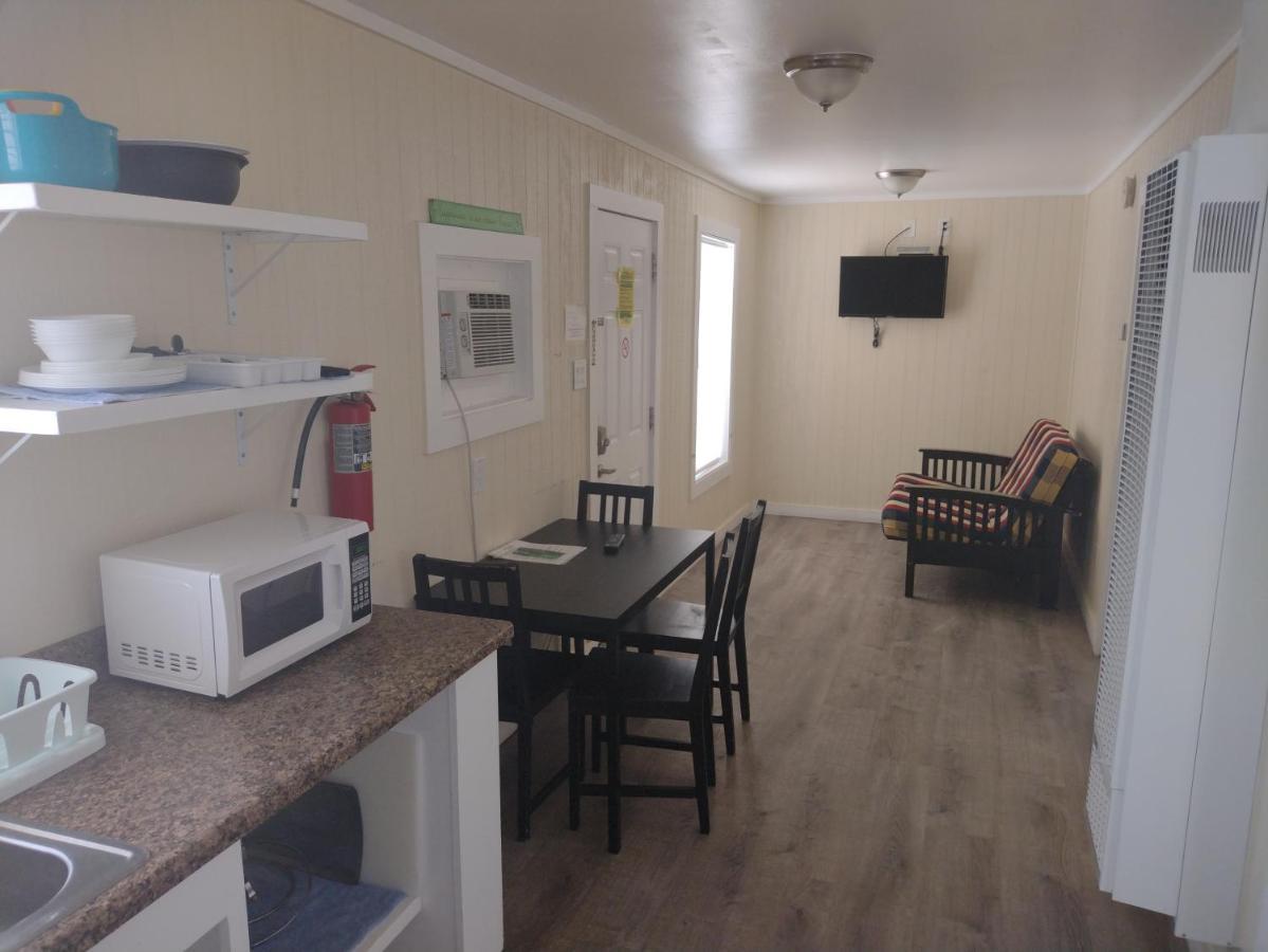 Double Barr Cottage Inn Порт-Аранзас Экстерьер фото